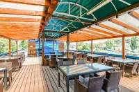 Botel Vodnik - Laiva