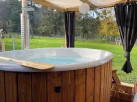 Les Mariniers Chambres d'Hôtes -Guest House - Bain Nordique en Option - スパ