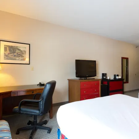 Wildwood Lodge & Suites