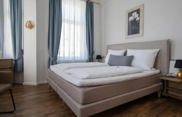 阿爾特-埃姆德布格豪斯酒店