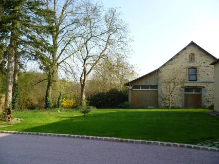 Chambre d'hôtes la Métairie à Domloup Отели в г. Домлу