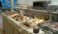 โรงแรมอัมบาสชาตา