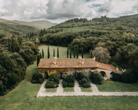 จิเนสตริชโช โรงแรมในBibbona