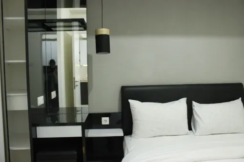 Direct Access to Pool 2Br Apartment at Parahyangan Residence