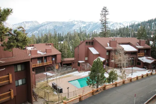 Mammoth Ski & Racquet Club