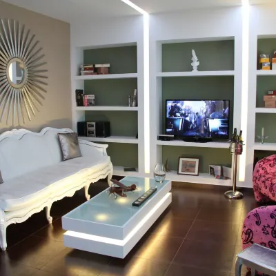 Andromeda Suites Các khách sạn gần Đại sứ quán Mỹ