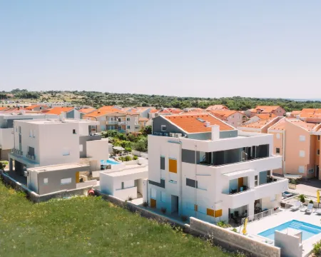 Apartments & Rooms Villa Casia Hotels in Novalja