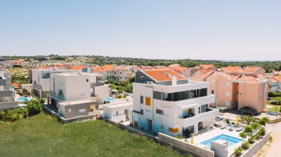 Apartments & Rooms Villa Casia Hotels in Gajac