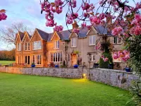 Parc-Le-Breos House Hoteles en Ilston
