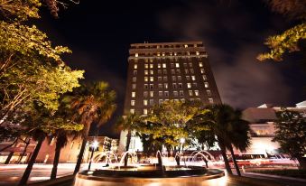 Francis Marion Hotel