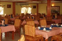 Rovanel's Resort and Conference Centre - breakfast
