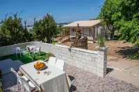 Ciriga Sicily Glamping Resort Hotel in zona Spiaggia di Punta Cirica