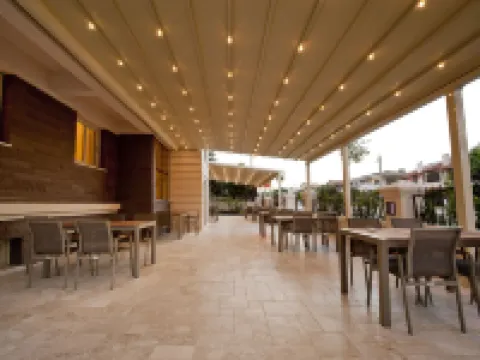 Atrium Apart Hotel Hotel di Altınyunus Mahallesi