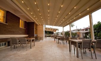 Atrium Apart Hotel