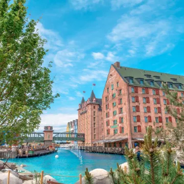 Europa-Park Freizeitpark & Erlebnis-Resort, Hotel Krønasår