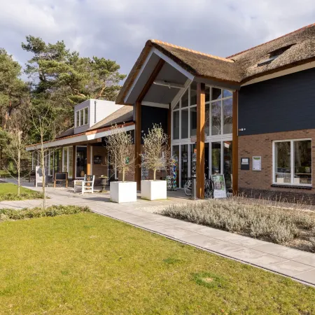Bungalow in Veluwe Nature Park Retreat Hotels in Putten