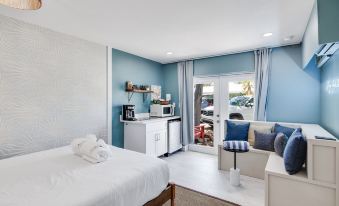 The Palmview and Sandpiper Inns