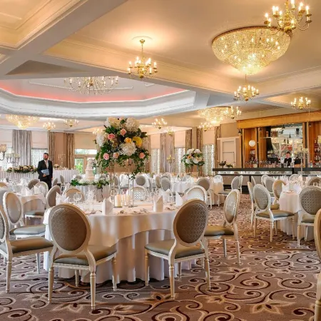 Castlecourt Hotel, Spa & Leisure