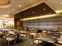 Novotel Christchurch Cathedral Square Hotels near Turanga