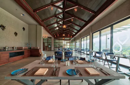 Niraamaya Retreats Samroha Athirappilly