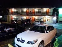 Merida Inn & Suites - Motels