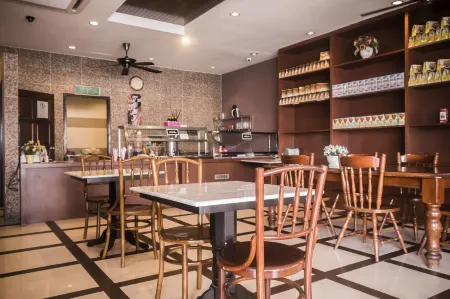 AG Hotel Penang Отели рядом с достопримечательностью «Homestay Penang Palm Court»
