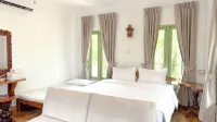 Imsook Resort Hotels in Pran Buri