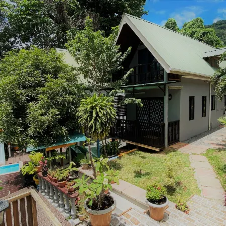 Mer Riviere Self Catering