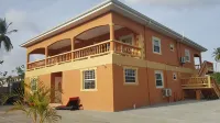 Ri'Biero's Holiday Apartments Hotels in Canaan