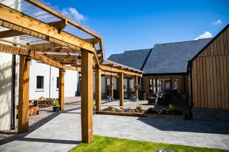 Hotel Doolin Отели в г. Дулин