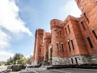 Amsterdam Castle NY Hotels in Amsterdam