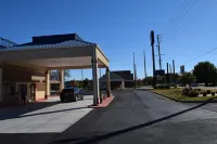 Royal Inn & Suites Hotel a Hiram