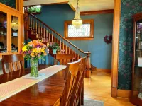 Astor House Hotels in Green Bay