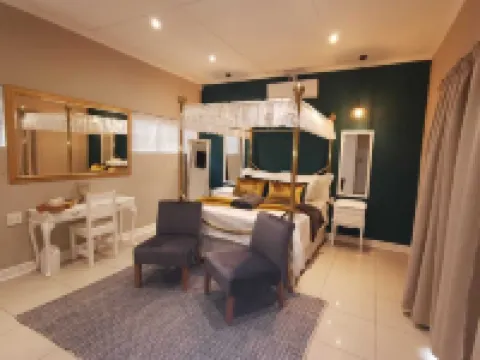 Tri-Angle B&B and Wellness Salon Hotels in Amatole