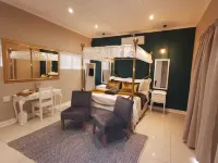 Tri-Angle B&B and Wellness Salon Hotels in Nxuba