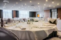 Hotel Ciudad de Móstoles فنادق في فيلافيسيوسا دي أودون