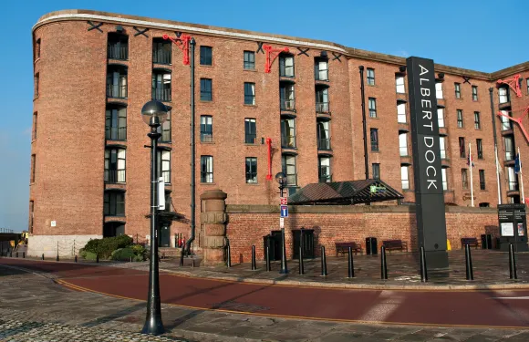 利物浦皇家阿爾伯特碼頭智選假日酒店