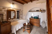 Arapakis Historic Castle - Gym