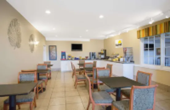 Days Inn by Wyndham Chester