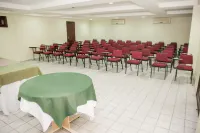Pizzato Praia Hotel - de negocios