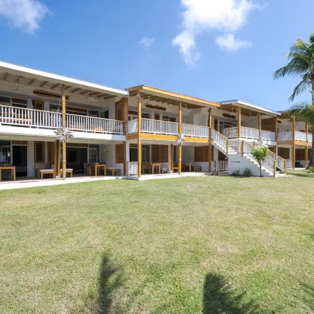 Surfers Bay Resort