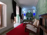 Riad Maizie