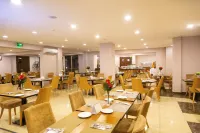 AH HOTEL AND CONFERENCE - Aamiainen