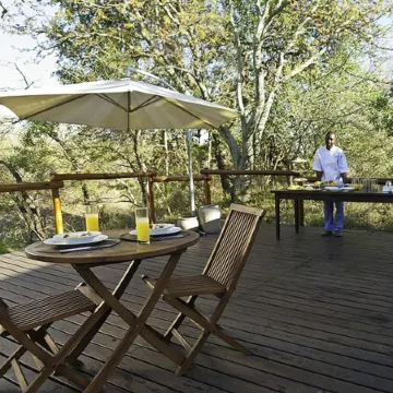 Ngama Tented Safari Lodge