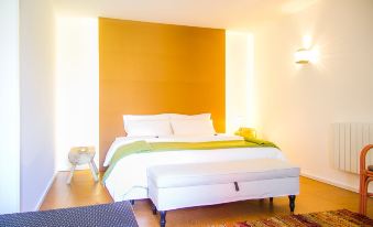 Liiiving in Porto | Oporto Garden Pool House