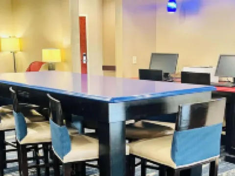 コンフォート イン & スイーツ ジャクソン ノース ブラックマンのホテル