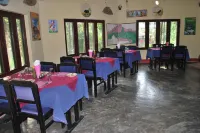 Travellers Jungle Camp - breakfast
