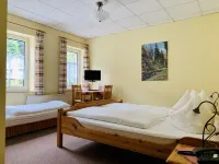 Pension Weiberwirtschaft Hotels in Marienberg