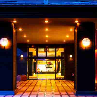 Shin Kaikatei Izumi Hotel Exterior