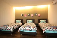 Shamrock Villas Corner or Seaview or Standard Hotels in Tanjung Bungah